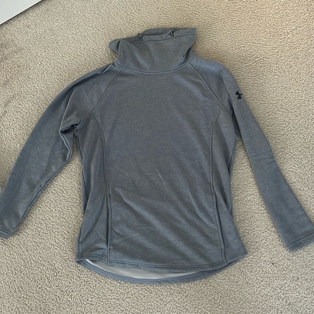 Under Armour Men’s crew neck, with turtle neck
